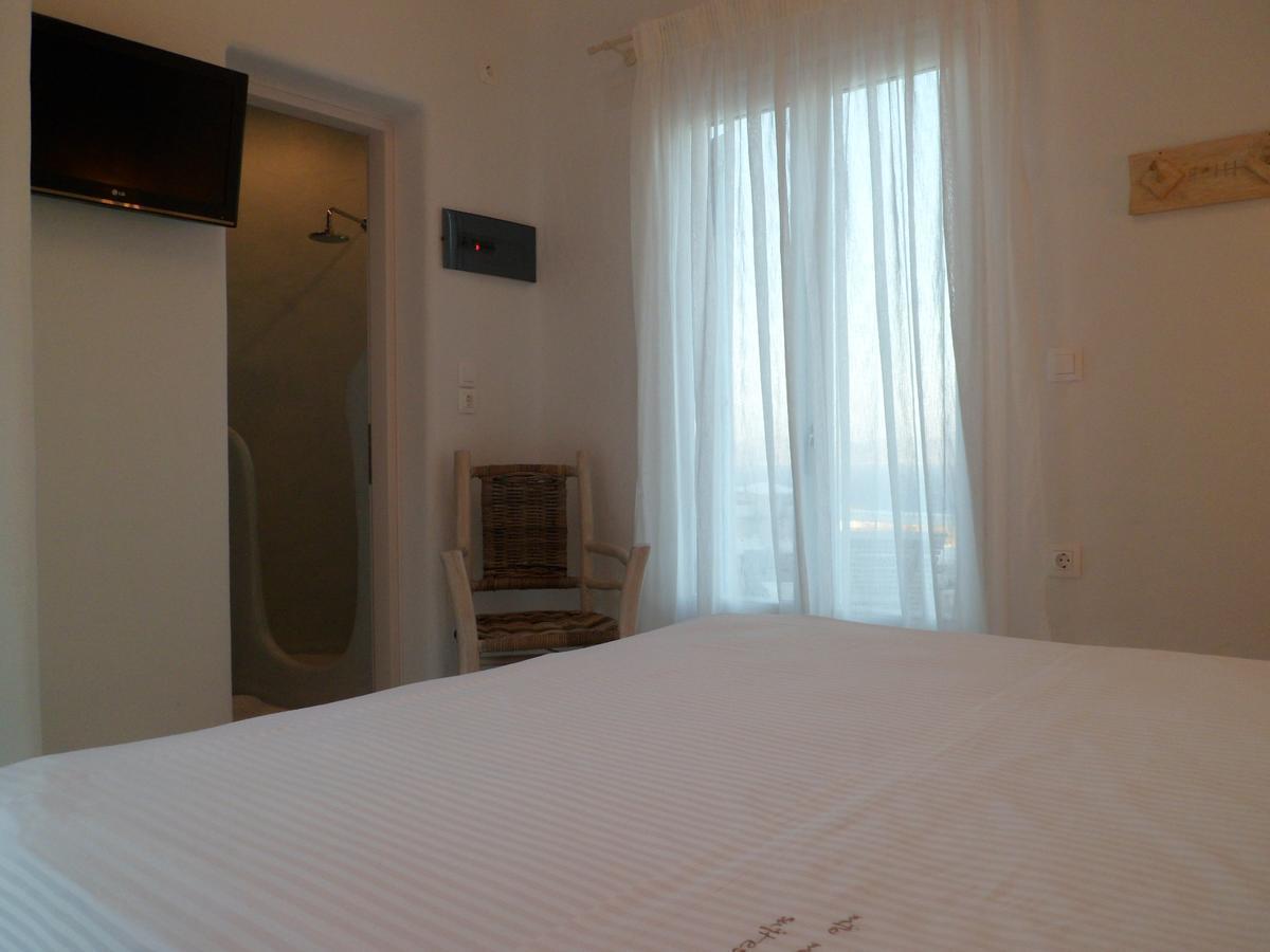 Milo Milo Suites Mandrakia 外观 照片
